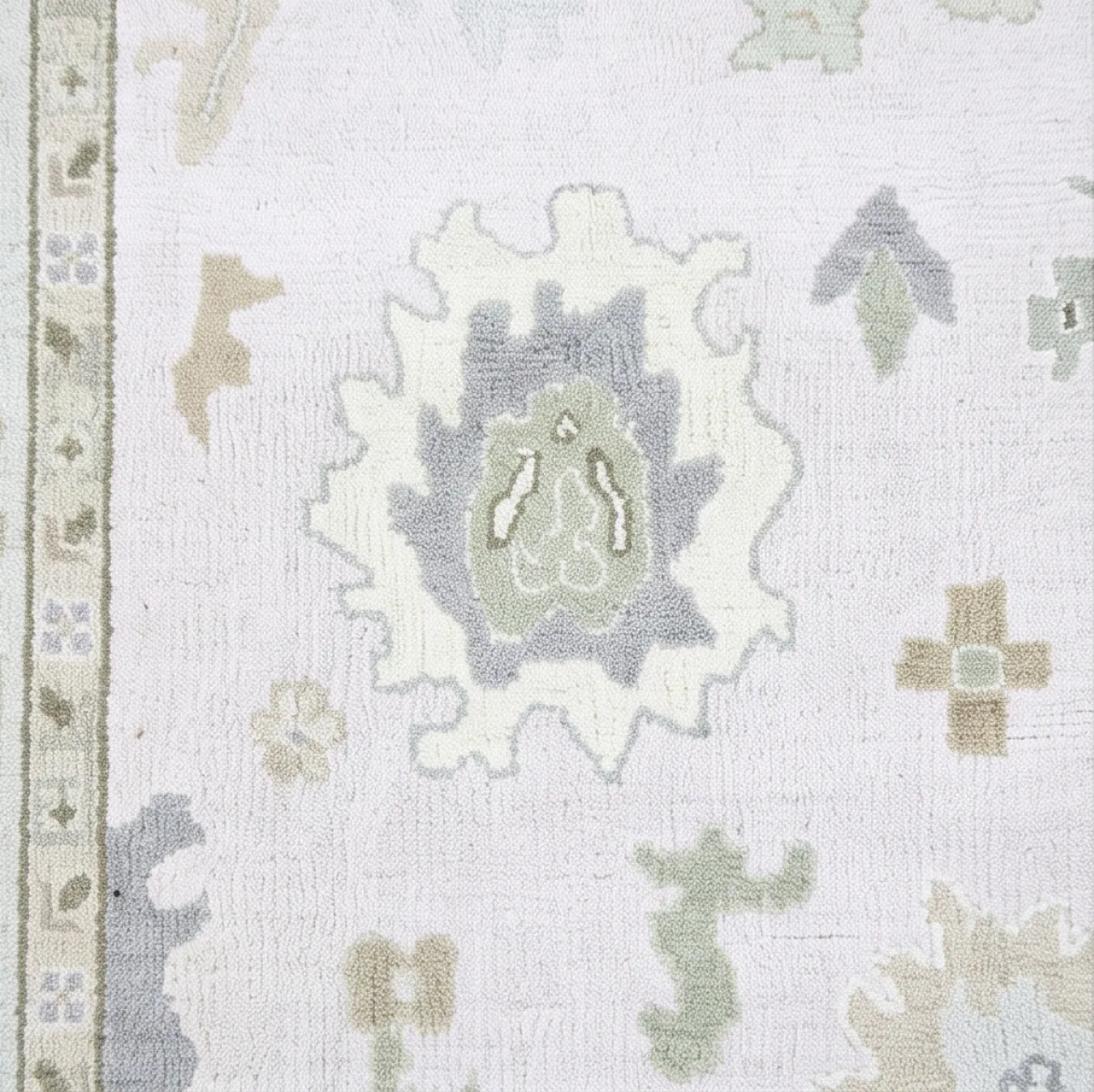 Serene Ivory & Sage Modern Oushak Rug
