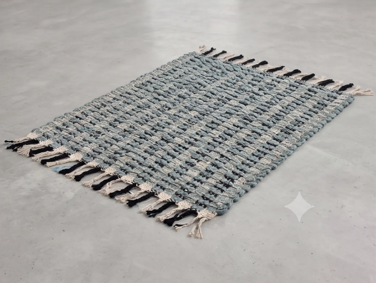 Hand Woven Jute Rug with Chain - Blue, Black & Natural